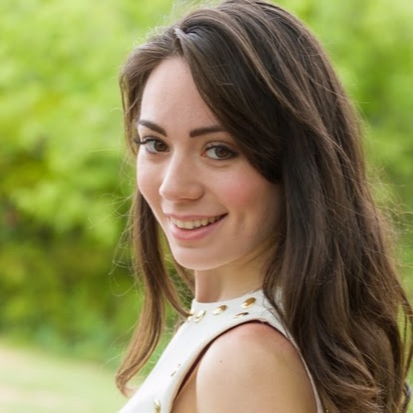 Meet your Posher, Rachel - Picture 1 of 1